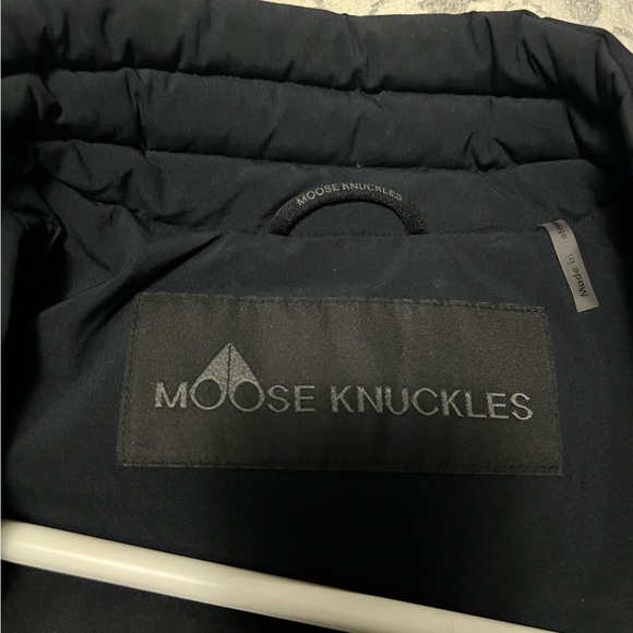 Men’s Navy Blue Laki Puff Jacket Sz Large - Picture 8 of 16